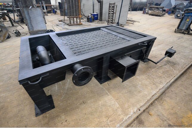 Топка ручная с поворотными колосниками котла КВм 0.63